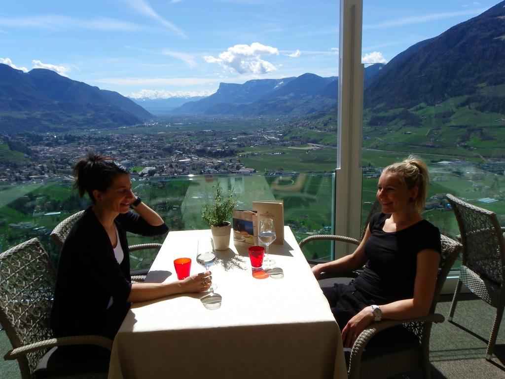 Hotel Kronsbuehel ティローロ エクステリア 写真